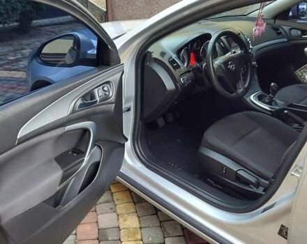 Серый Опель Инсигния, объемом двигателя 1.4 л и пробегом 167 тыс. км за 8650 $, фото 4 на Automoto.ua