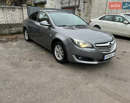Серый Опель Инсигния, объемом двигателя 1.6 л и пробегом 155 тыс. км за 10100 $, фото 1 на Automoto.ua