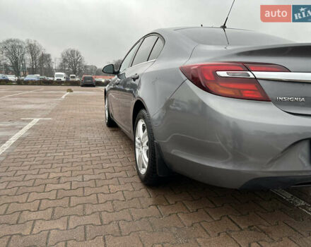 Серый Опель Инсигния, объемом двигателя 1.6 л и пробегом 155 тыс. км за 10300 $, фото 5 на Automoto.ua
