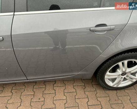 Серый Опель Инсигния, объемом двигателя 1.6 л и пробегом 155 тыс. км за 10300 $, фото 22 на Automoto.ua