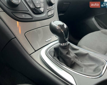 Серый Опель Инсигния, объемом двигателя 1.6 л и пробегом 155 тыс. км за 10300 $, фото 41 на Automoto.ua