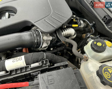 Серый Опель Инсигния, объемом двигателя 1.6 л и пробегом 155 тыс. км за 10300 $, фото 56 на Automoto.ua