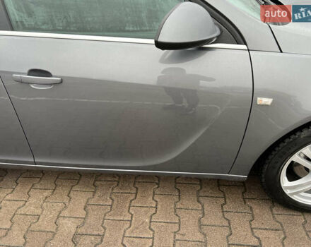 Серый Опель Инсигния, объемом двигателя 1.6 л и пробегом 155 тыс. км за 10300 $, фото 16 на Automoto.ua