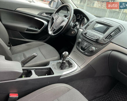 Серый Опель Инсигния, объемом двигателя 1.6 л и пробегом 155 тыс. км за 10100 $, фото 10 на Automoto.ua