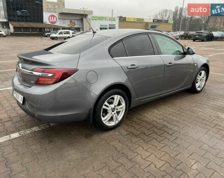 Серый Опель Инсигния, объемом двигателя 1.6 л и пробегом 155 тыс. км за 10300 $, фото 2 на Automoto.ua