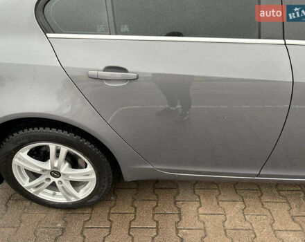 Серый Опель Инсигния, объемом двигателя 1.6 л и пробегом 155 тыс. км за 10300 $, фото 17 на Automoto.ua