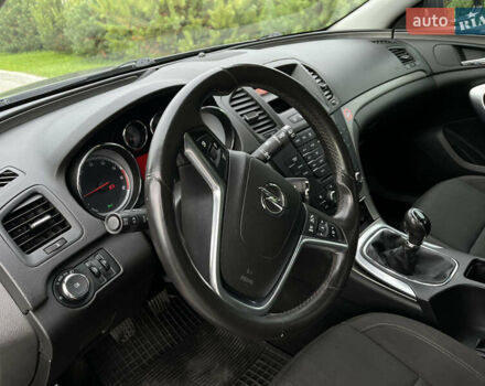 Сірий Опель Інсігнія, об'ємом двигуна 2 л та пробігом 236 тис. км за 7300 $, фото 7 на Automoto.ua