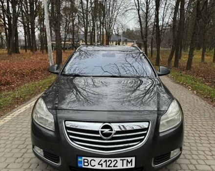 Серый Опель Инсигния, объемом двигателя 2 л и пробегом 210 тыс. км за 6690 $, фото 1 на Automoto.ua