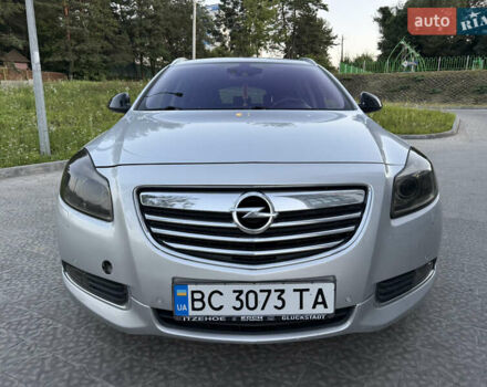 Серый Опель Инсигния, объемом двигателя 1.96 л и пробегом 355 тыс. км за 8000 $, фото 1 на Automoto.ua