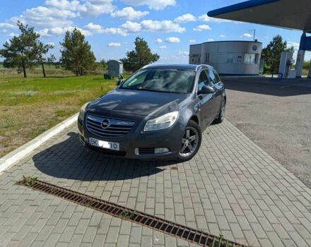 Сірий Опель Інсігнія, об'ємом двигуна 2 л та пробігом 310 тис. км за 3800 $, фото 6 на Automoto.ua