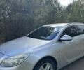 Серый Опель Инсигния, объемом двигателя 2 л и пробегом 340 тыс. км за 6315 $, фото 5 на Automoto.ua