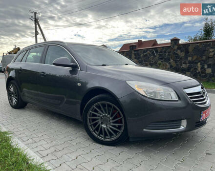 Сірий Опель Інсігнія, об'ємом двигуна 2 л та пробігом 236 тис. км за 7300 $, фото 1 на Automoto.ua