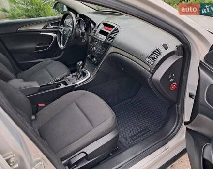 Серый Опель Инсигния, объемом двигателя 1.6 л и пробегом 244 тыс. км за 6500 $, фото 70 на Automoto.ua