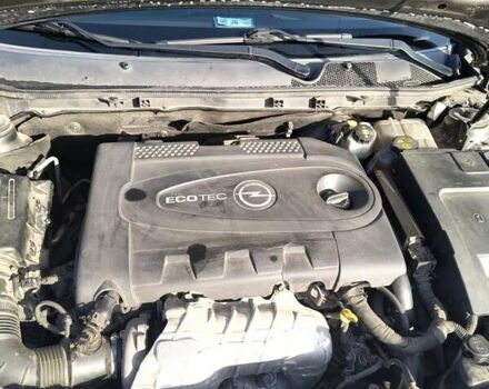 Сірий Опель Інсігнія, об'ємом двигуна 1.96 л та пробігом 240 тис. км за 6500 $, фото 7 на Automoto.ua