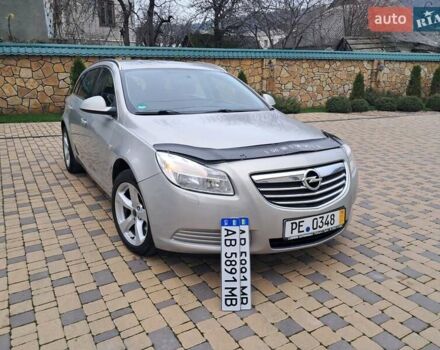 Серый Опель Инсигния, объемом двигателя 1.6 л и пробегом 244 тыс. км за 6500 $, фото 1 на Automoto.ua