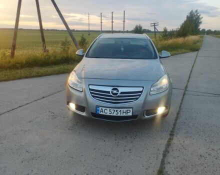 Серый Опель Инсигния, объемом двигателя 2 л и пробегом 293 тыс. км за 5800 $, фото 1 на Automoto.ua