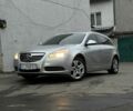 Серый Опель Инсигния, объемом двигателя 2 л и пробегом 330 тыс. км за 6479 $, фото 1 на Automoto.ua