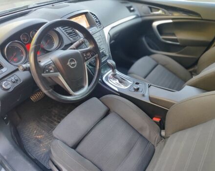 Серый Опель Инсигния, объемом двигателя 2 л и пробегом 339 тыс. км за 3900 $, фото 13 на Automoto.ua