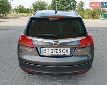 Серый Опель Инсигния, объемом двигателя 2 л и пробегом 228 тыс. км за 6100 $, фото 9 на Automoto.ua