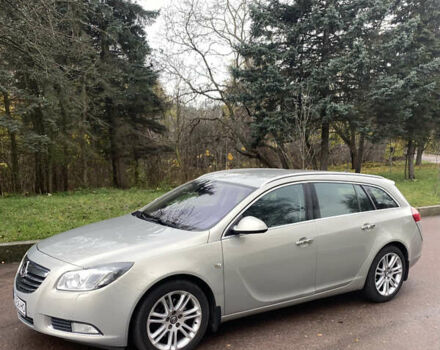 Серый Опель Инсигния, объемом двигателя 2 л и пробегом 299 тыс. км за 7500 $, фото 3 на Automoto.ua