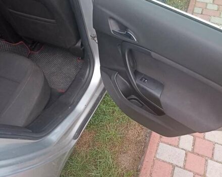 Серый Опель Инсигния, объемом двигателя 2 л и пробегом 245 тыс. км за 6700 $, фото 12 на Automoto.ua