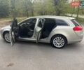 Серый Опель Инсигния, объемом двигателя 1.96 л и пробегом 305 тыс. км за 4800 $, фото 5 на Automoto.ua