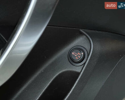 Серый Опель Инсигния, объемом двигателя 1.96 л и пробегом 355 тыс. км за 8000 $, фото 32 на Automoto.ua