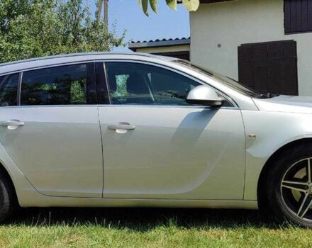 Серый Опель Инсигния, объемом двигателя 2 л и пробегом 243 тыс. км за 7300 $, фото 4 на Automoto.ua