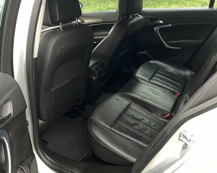 Серый Опель Инсигния, объемом двигателя 2 л и пробегом 299 тыс. км за 7500 $, фото 10 на Automoto.ua