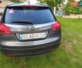 Серый Опель Инсигния, объемом двигателя 2 л и пробегом 350 тыс. км за 6800 $, фото 1 на Automoto.ua
