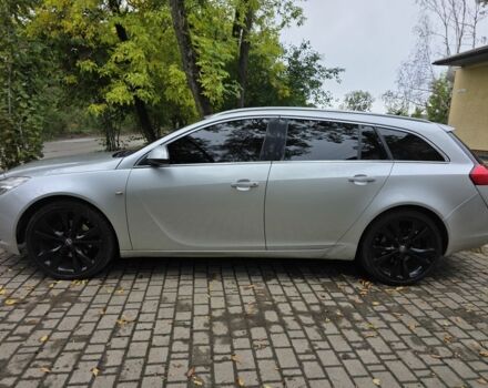 Серый Опель Инсигния, объемом двигателя 2 л и пробегом 239 тыс. км за 5900 $, фото 1 на Automoto.ua