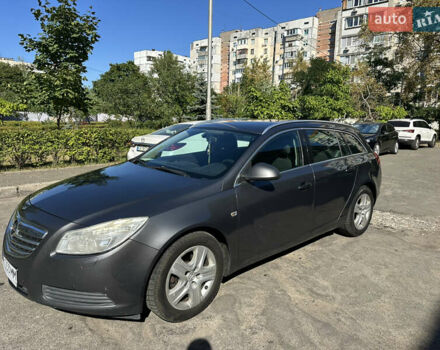 Сірий Опель Інсігнія, об'ємом двигуна 1.96 л та пробігом 315 тис. км за 6000 $, фото 2 на Automoto.ua