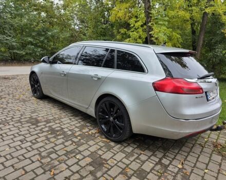 Серый Опель Инсигния, объемом двигателя 2 л и пробегом 239 тыс. км за 5900 $, фото 3 на Automoto.ua