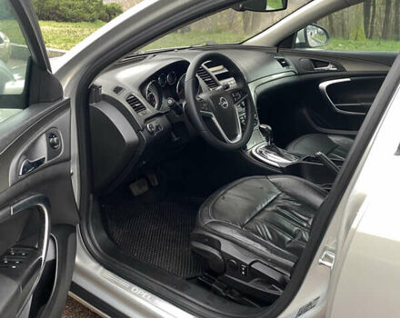 Серый Опель Инсигния, объемом двигателя 2 л и пробегом 299 тыс. км за 7500 $, фото 14 на Automoto.ua