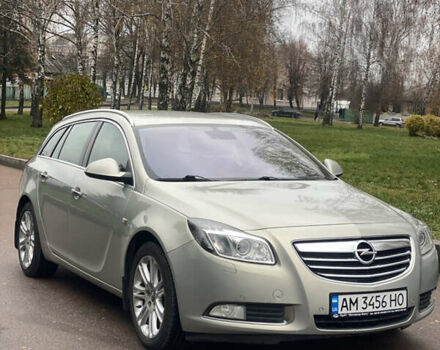 Серый Опель Инсигния, объемом двигателя 2 л и пробегом 299 тыс. км за 7500 $, фото 1 на Automoto.ua