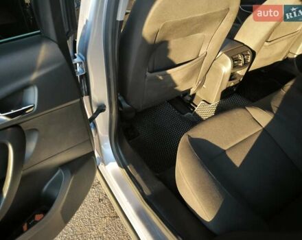 Серый Опель Инсигния, объемом двигателя 1.96 л и пробегом 295 тыс. км за 6500 $, фото 5 на Automoto.ua