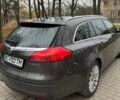 Серый Опель Инсигния, объемом двигателя 2 л и пробегом 210 тыс. км за 159 $, фото 3 на Automoto.ua