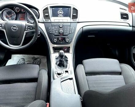 Серый Опель Инсигния, объемом двигателя 1.6 л и пробегом 178 тыс. км за 7700 $, фото 13 на Automoto.ua