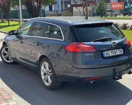 Сірий Опель Інсігнія, об'ємом двигуна 2 л та пробігом 240 тис. км за 7999 $, фото 5 на Automoto.ua