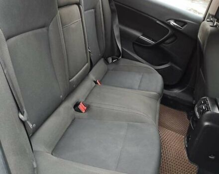 Серый Опель Инсигния, объемом двигателя 1.96 л и пробегом 291 тыс. км за 5850 $, фото 14 на Automoto.ua