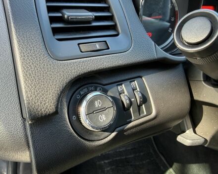 Сірий Опель Інсігнія, об'ємом двигуна 1.8 л та пробігом 190 тис. км за 7900 $, фото 10 на Automoto.ua