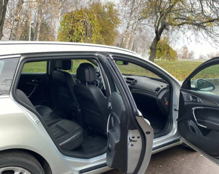 Серый Опель Инсигния, объемом двигателя 2 л и пробегом 299 тыс. км за 7500 $, фото 9 на Automoto.ua