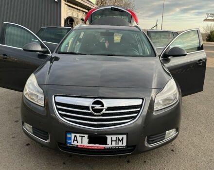 Сірий Опель Інсігнія, об'ємом двигуна 2 л та пробігом 267 тис. км за 3500 $, фото 2 на Automoto.ua
