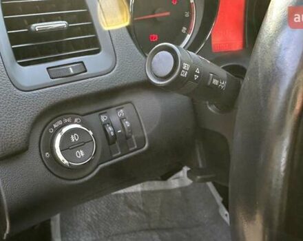 Серый Опель Инсигния, объемом двигателя 1.6 л и пробегом 131 тыс. км за 7700 $, фото 33 на Automoto.ua