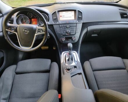 Серый Опель Инсигния, объемом двигателя 2 л и пробегом 339 тыс. км за 3900 $, фото 12 на Automoto.ua
