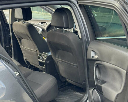 Опель Инсигния 2010 в Хмельницком на Automoto.ua Серый Опель Инсигния, объемом двигателя 1.96 л и пробегом 360 тыс. км за 5200 $, фото 9 на Automoto.ua