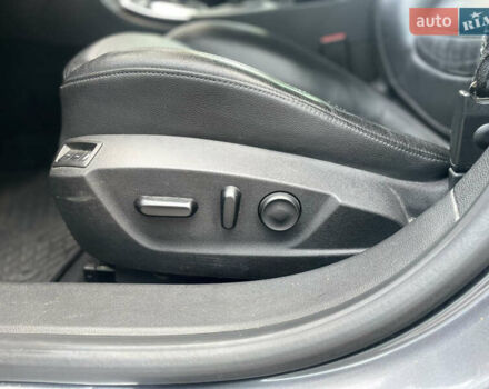 Серый Опель Инсигния, объемом двигателя 1.96 л и пробегом 300 тыс. км за 9200 $, фото 4 на Automoto.ua