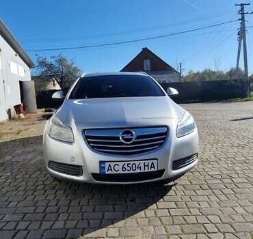 Серый Опель Инсигния, объемом двигателя 2 л и пробегом 292 тыс. км за 6700 $, фото 1 на Automoto.ua