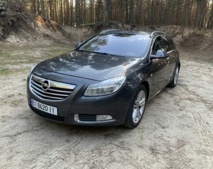 Серый Опель Инсигния, объемом двигателя 2 л и пробегом 271 тыс. км за 7800 $, фото 1 на Automoto.ua