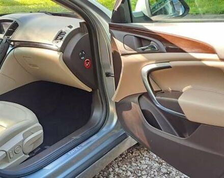 Сірий Опель Інсігнія, об'ємом двигуна 2 л та пробігом 213 тис. км за 9500 $, фото 1 на Automoto.ua